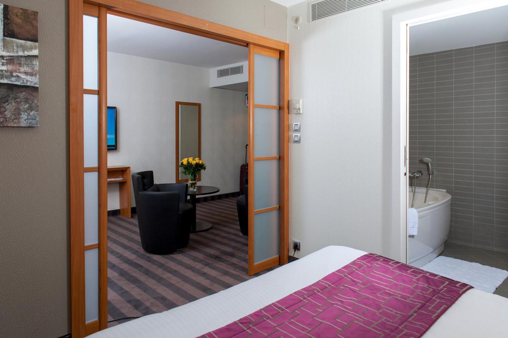 Brit Hotel Belfort Centre-Le Boreal Exterior photo